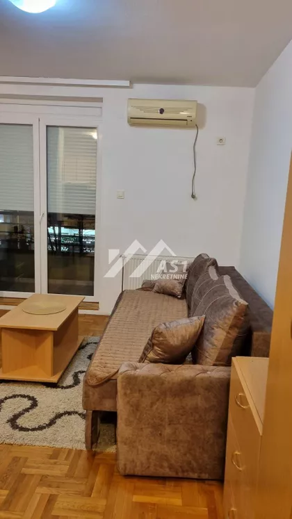 Braće Ribnikar | 4zida.rs