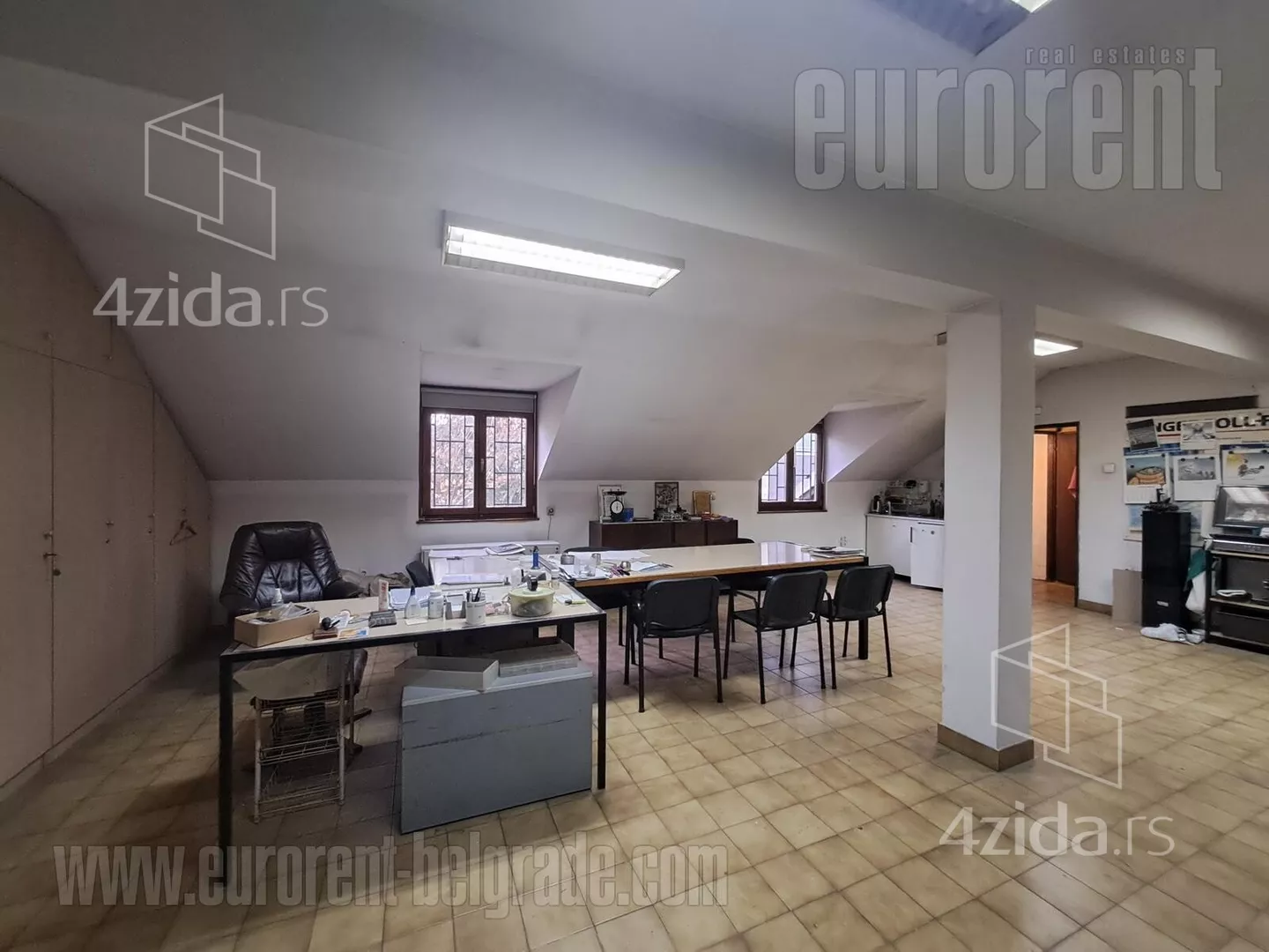 Poslovni prostor | 4zida