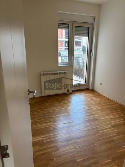 Šekspirova | 4zida.rs