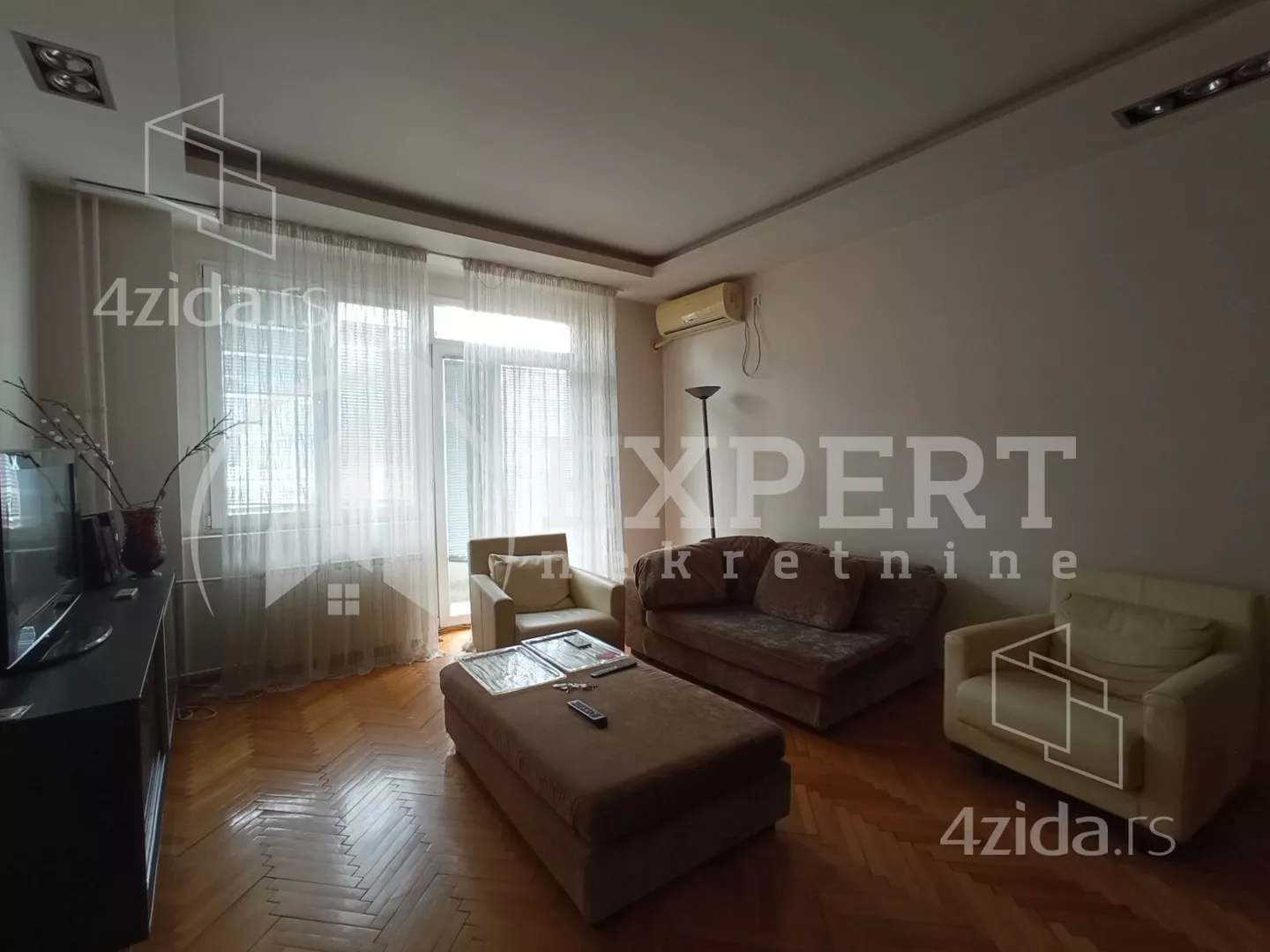 Troiposoban stan | 4zida