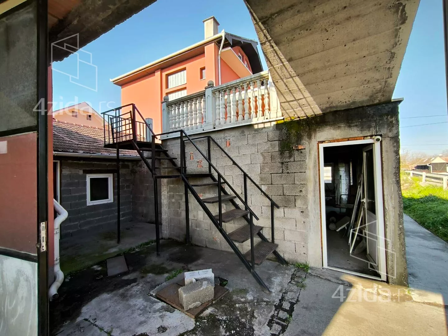 4-etažna kuća | 4zida