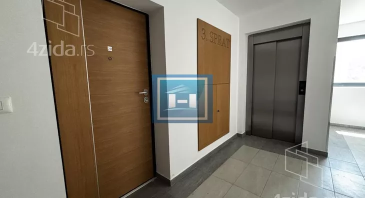 Jednoiposoban stan | 4zida