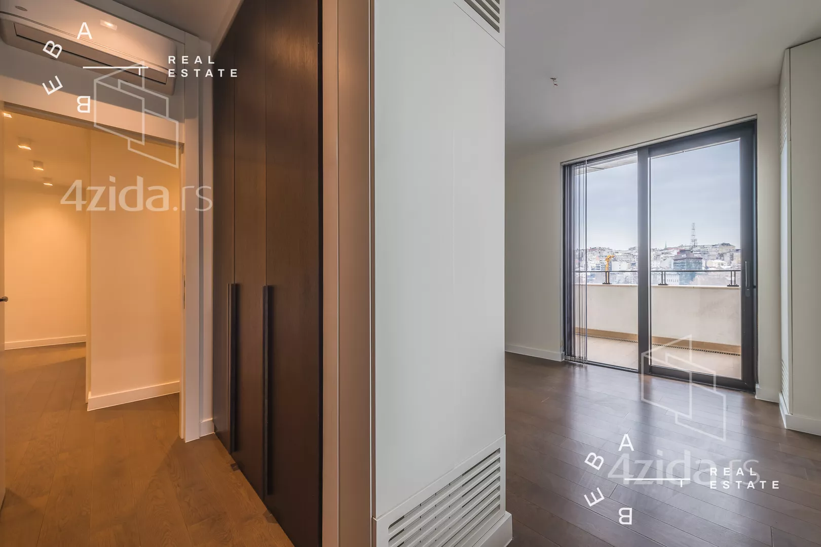 Petosoban stan | 4zida