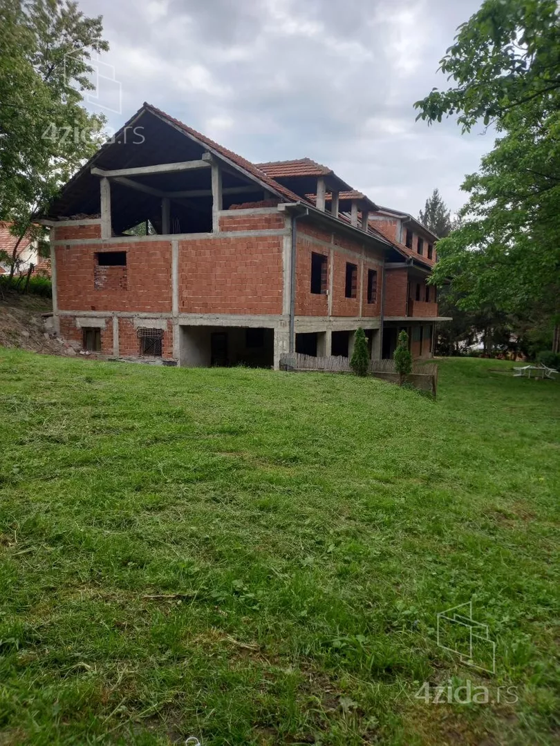 Kuća | 4zida