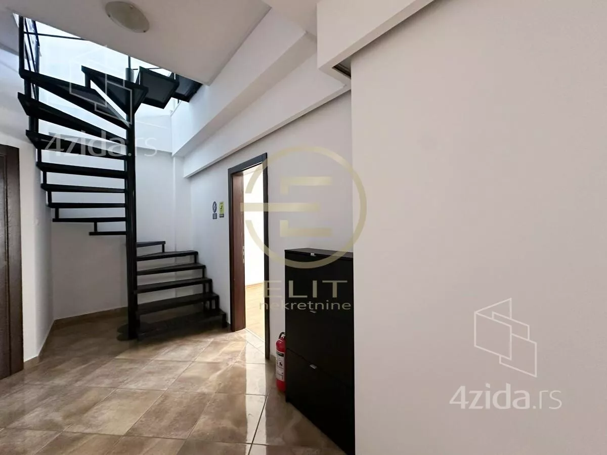 Kancelarija | 4zida
