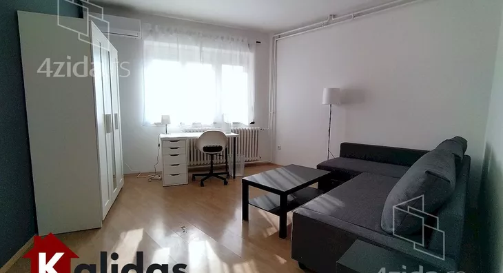 Četvoroiposoban stan | 4zida