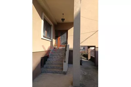 Dečanska | 4zida.rs