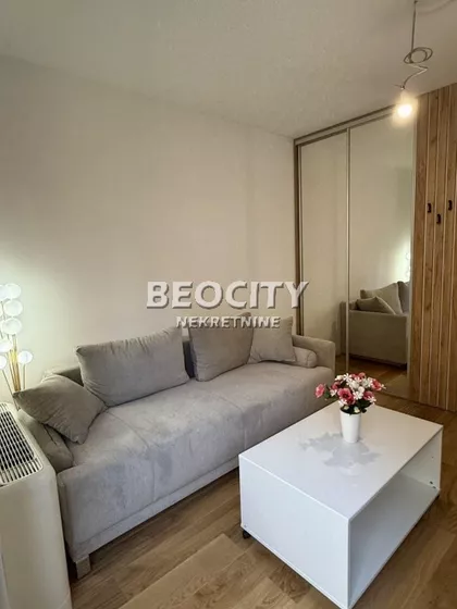 Pregrevica | 4zida.rs
