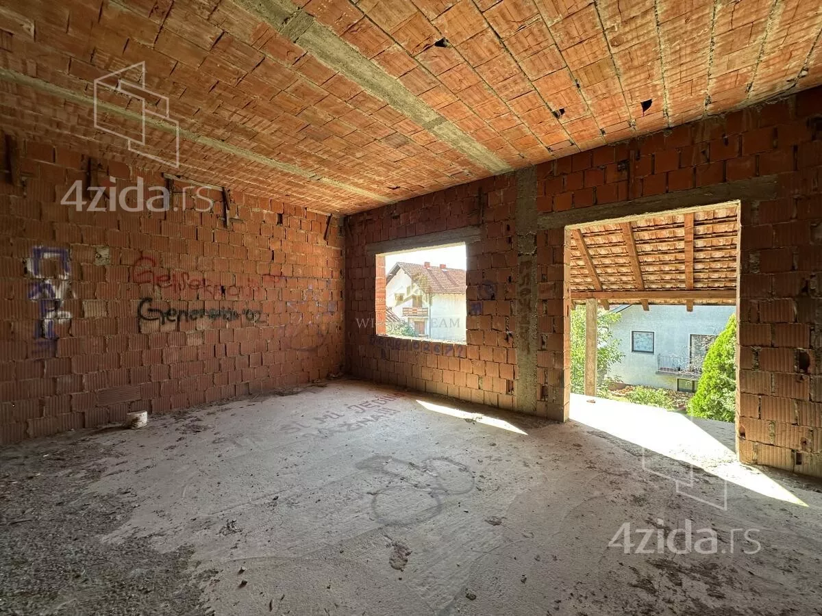 Kuća | 4zida