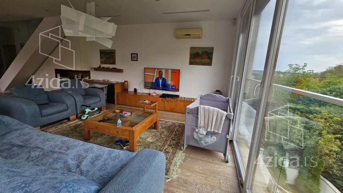 Četvoroiposoban stan | 4zida