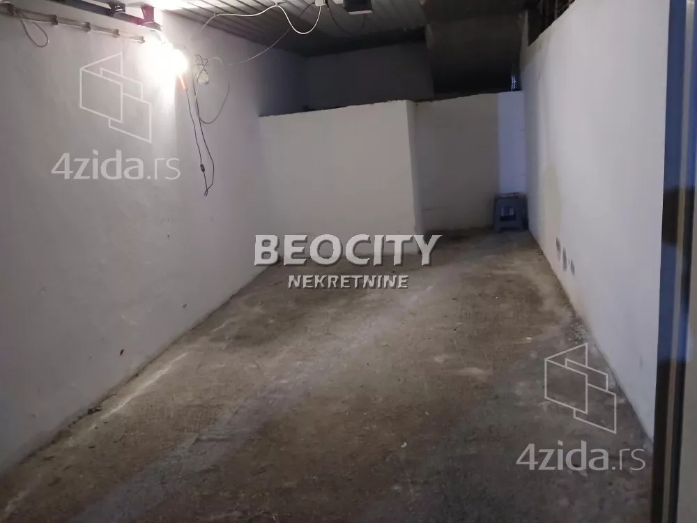 Garaža/Parking | 4zida