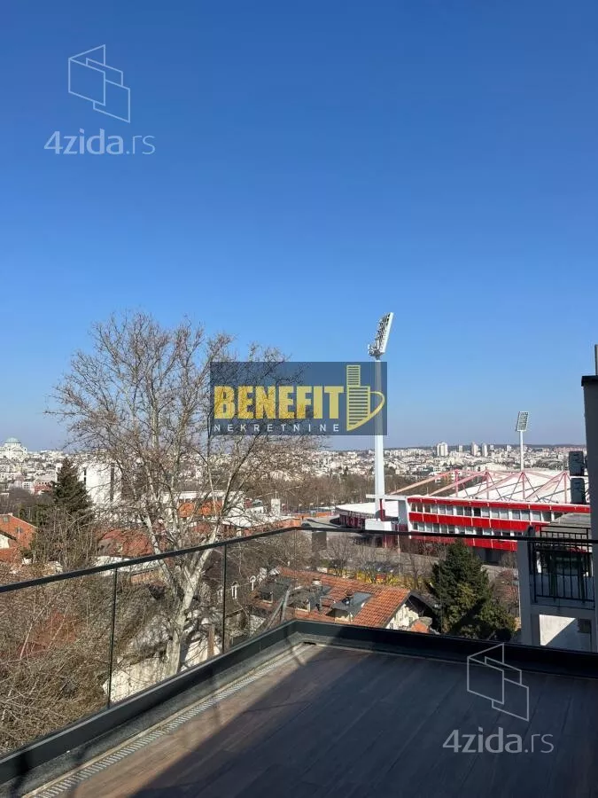 Poslovna zgrada | 4zida