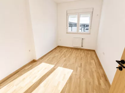 Božidara Adžije | 4zida.rs