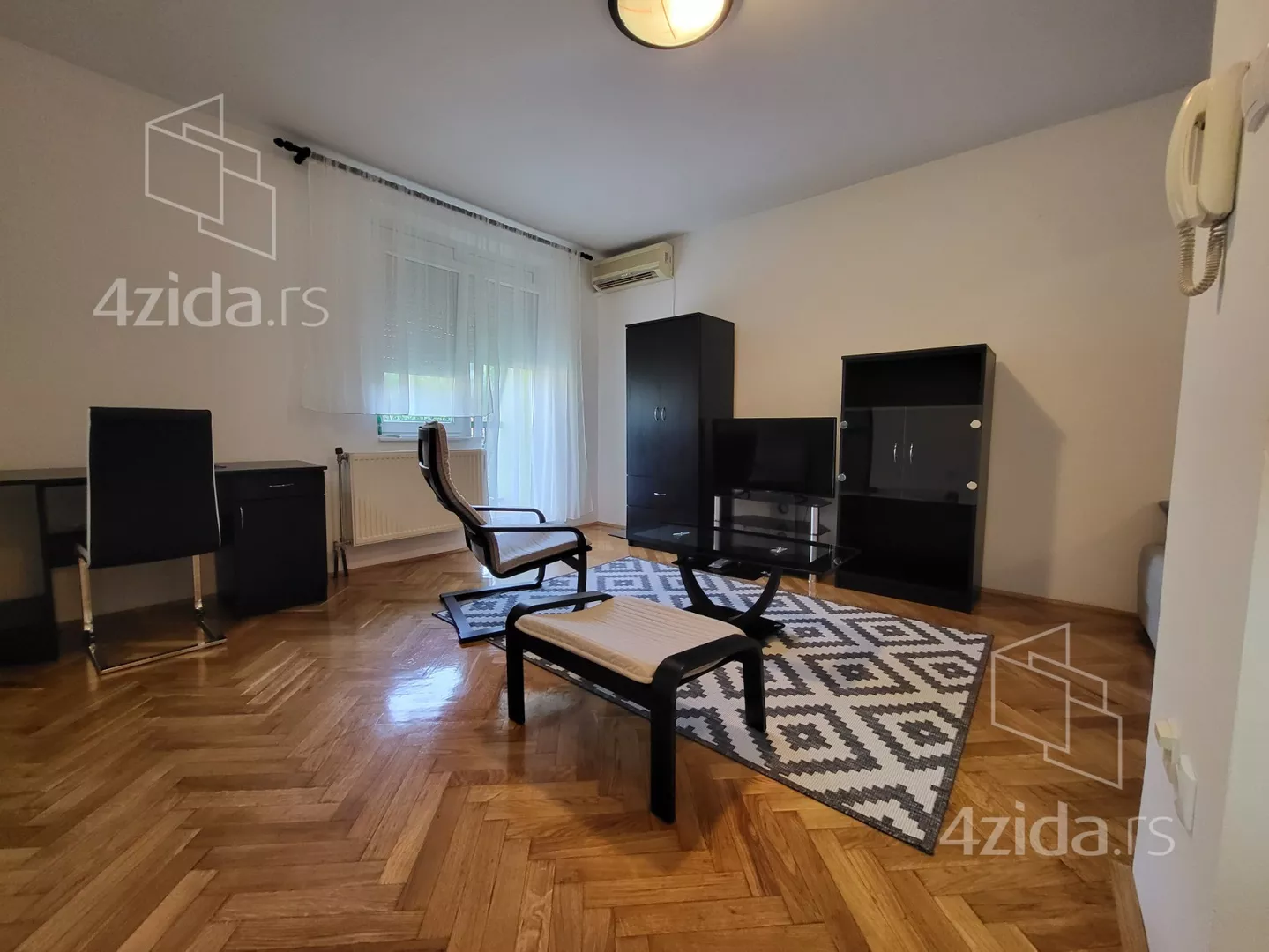 Garsonjera | 4zida