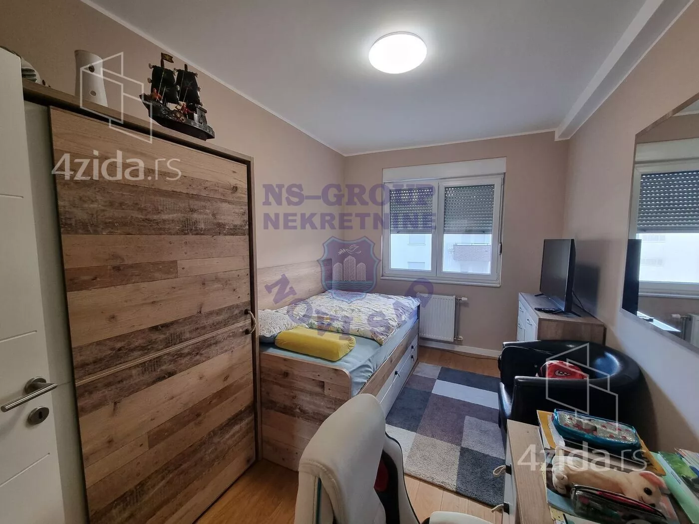 Četvorosoban stan | 4zida