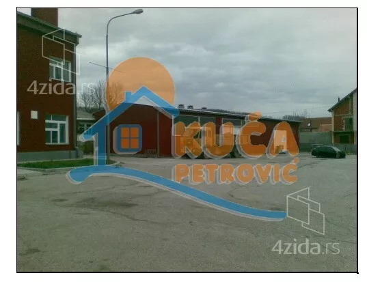 Lokal | 4zida