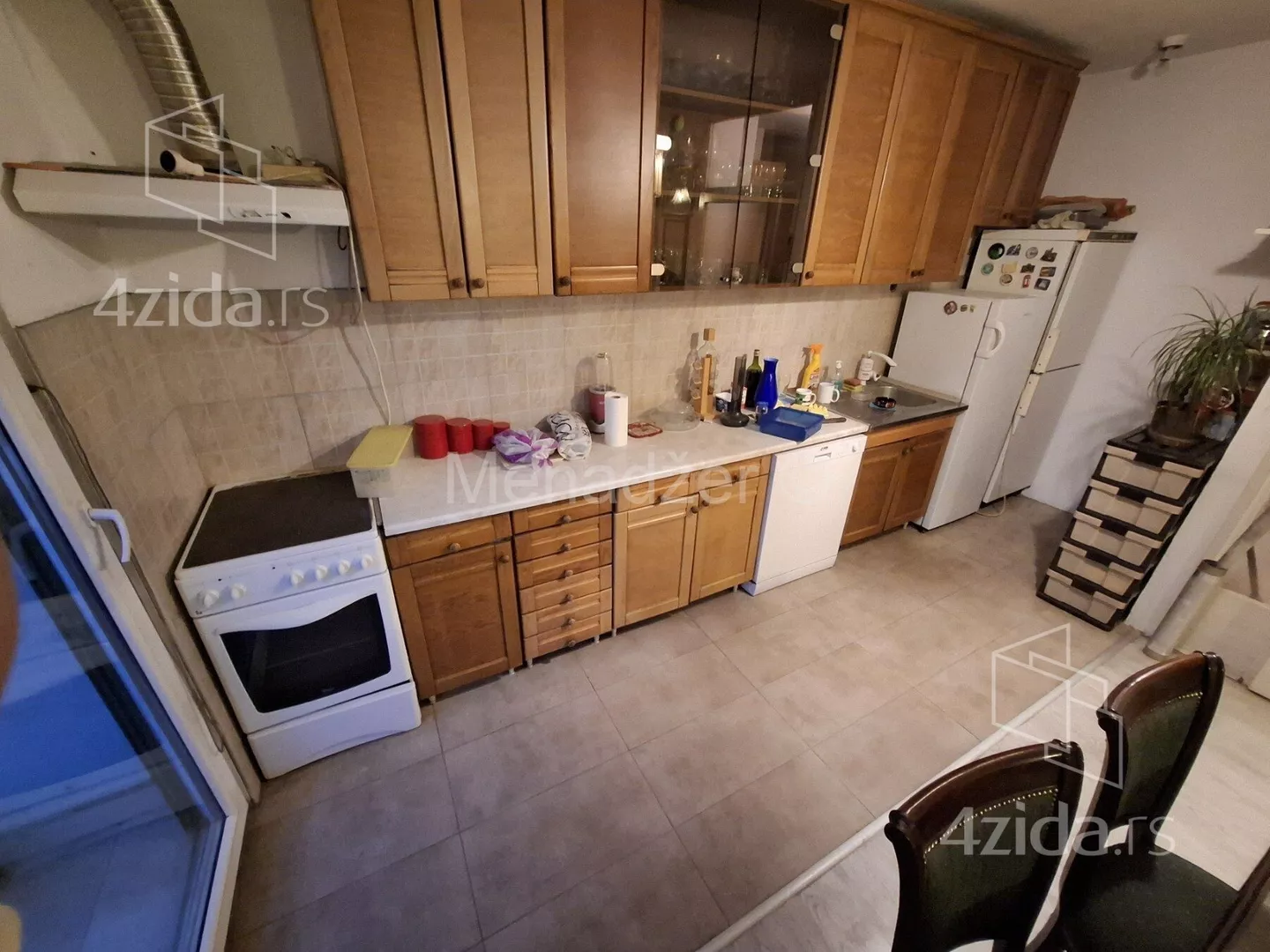 Troiposoban stan | 4zida