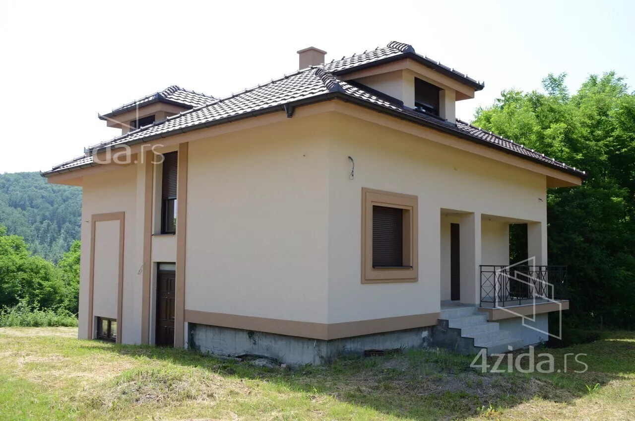 2-etažna kuća | 4zida