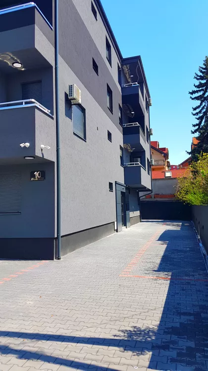Konrada Žilnika 10 | 4zida.rs
