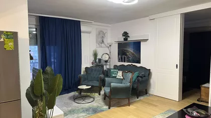 Mike Alasa | 4zida.rs