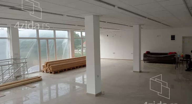 Poslovni prostor | 4zida
