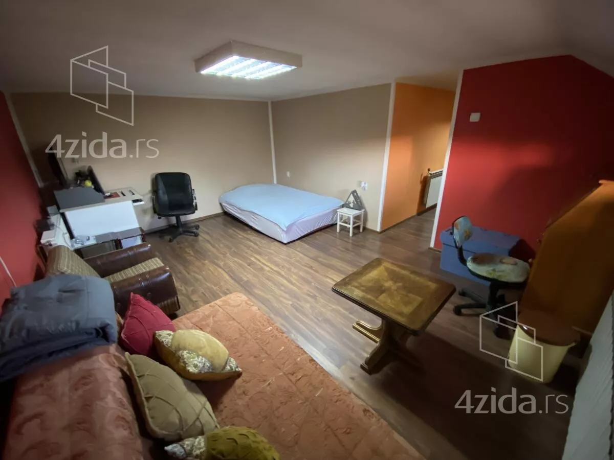 Kuća | 4zida