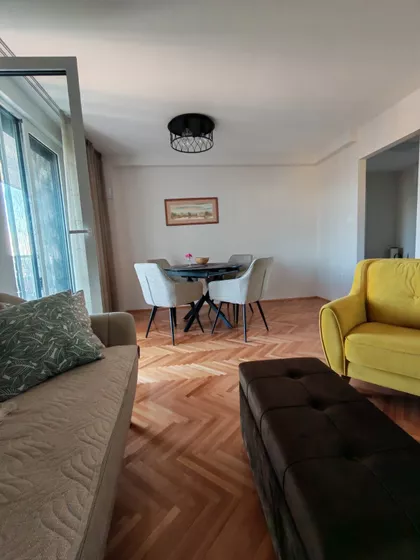 Pantelejska Crkva | 4zida.rs