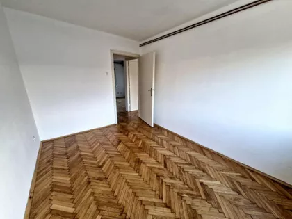 Venizelosova | 4zida.rs