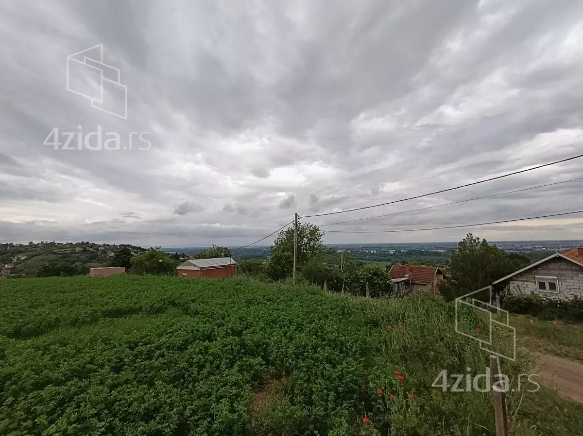 Plac | 4zida