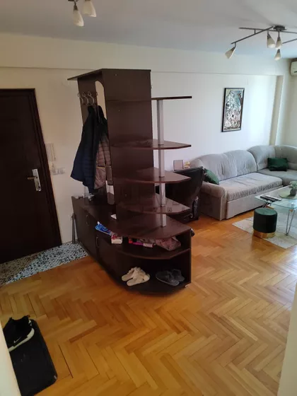 Božidarčeva | 4zida.rs