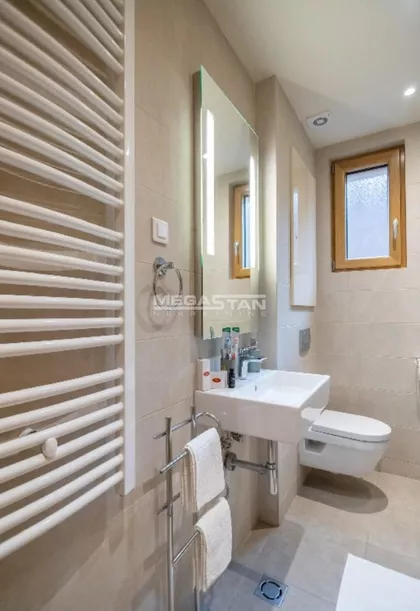 Miladina Pećinara | 4zida.rs