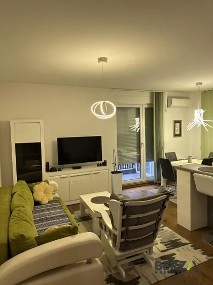 Cara Dušana | 4zida.rs