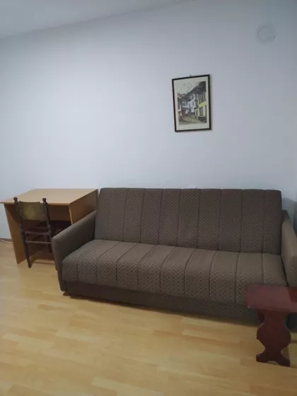 Božidar Adžija | 4zida.rs