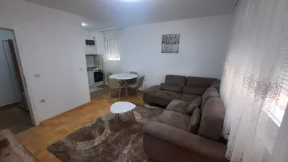 Trg Fontana | 4zida.rs
