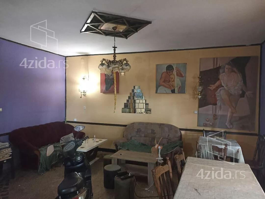 Lokal | 4zida