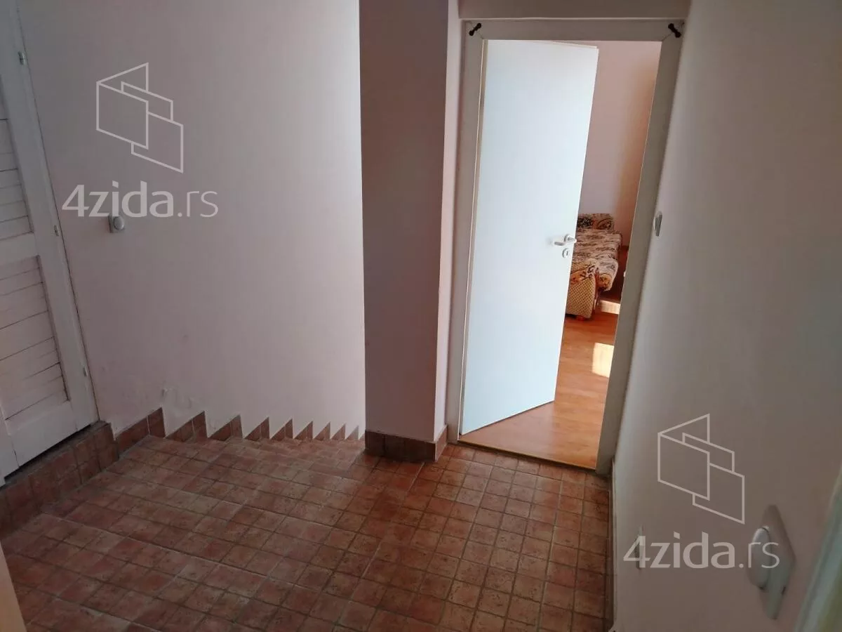 Magacin | 4zida