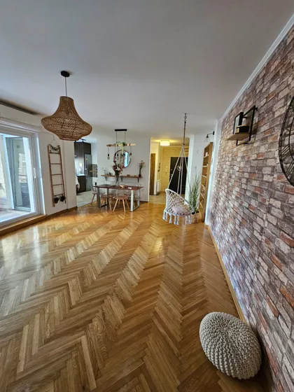 Radnička | 4zida.rs