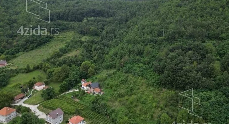 Plac | 4zida