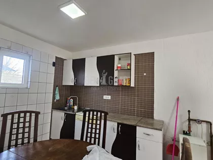 Svetosavska | 4zida.rs