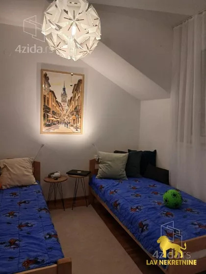 KAMENIČKA | 4zida.rs