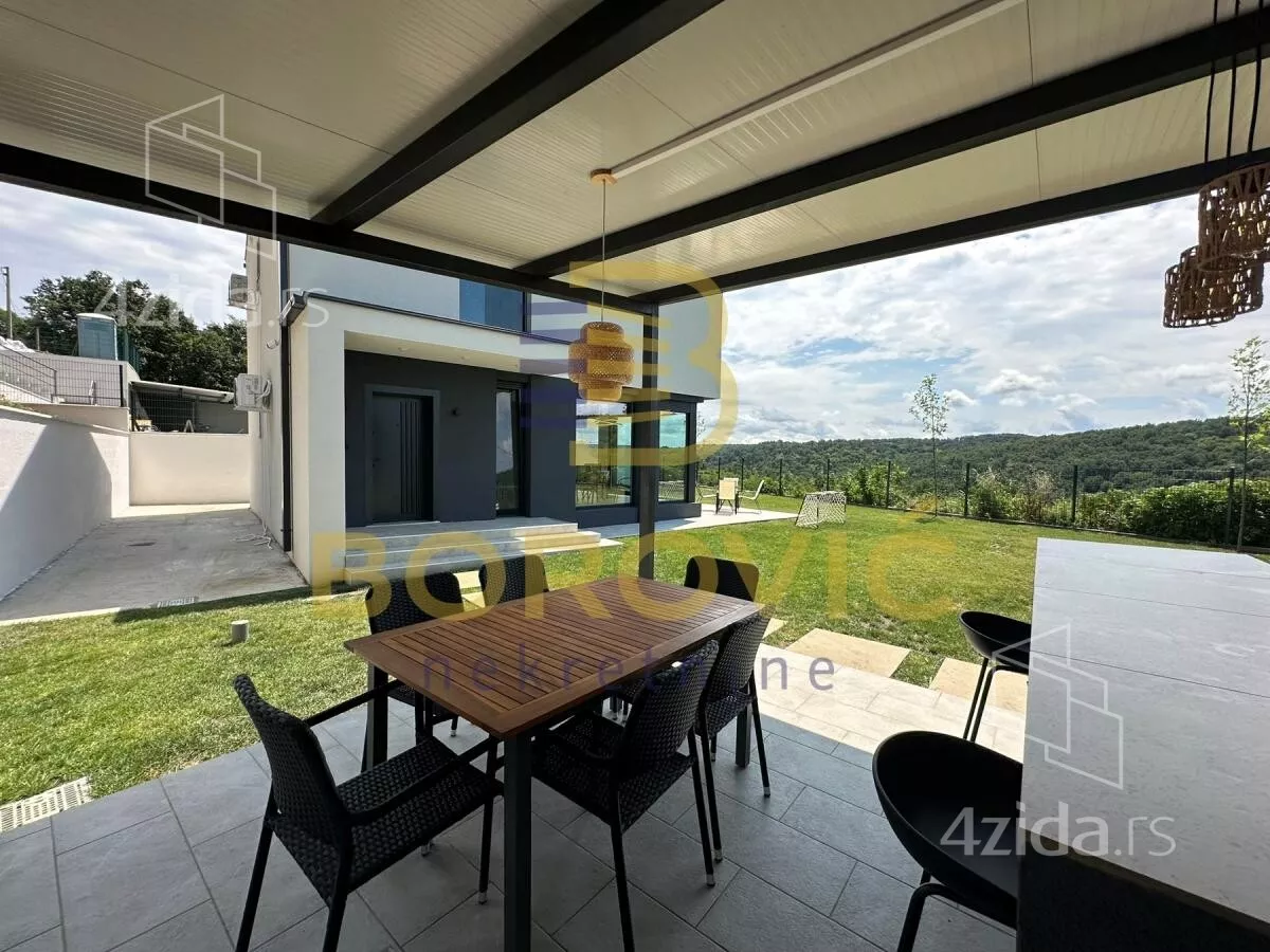 Kuća | 4zida