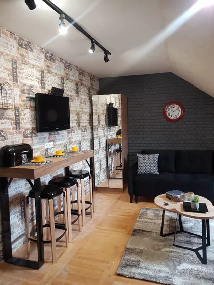 Stefana Prvovenčanog 79 | 4zida.rs