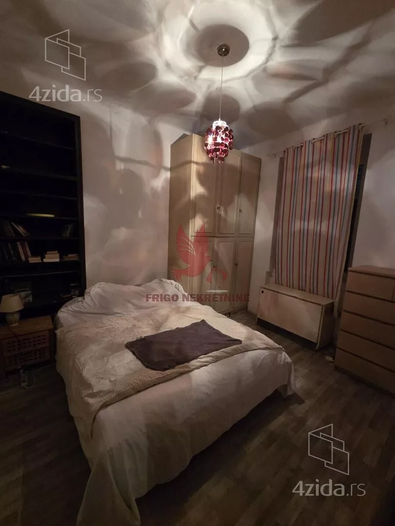 Četvoroiposoban stan | 4zida