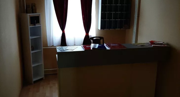 Poslovna zgrada | 4zida