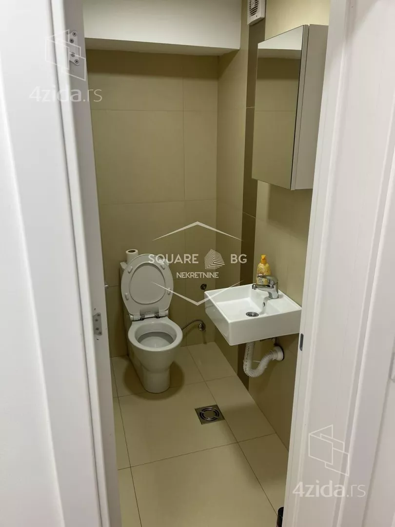 Petosoban stan | 4zida