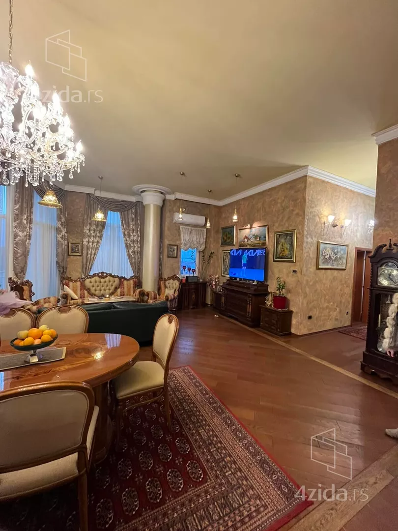 Petosoban stan | 4zida