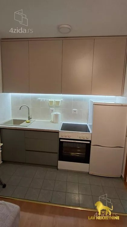 DANILA KIŠA | 4zida.rs