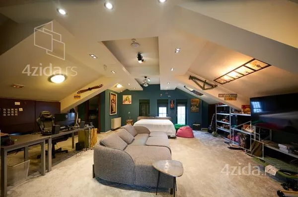 4-etažna kuća | 4zida