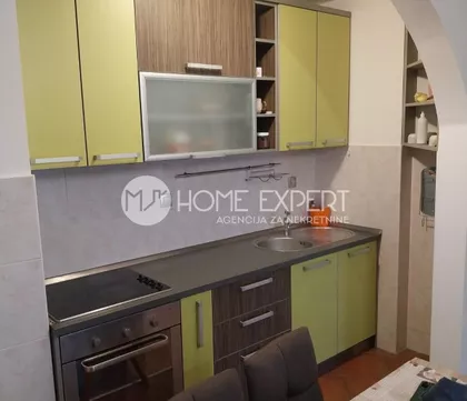 Cara Dušana | 4zida.rs