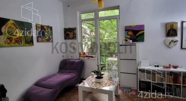 Četvoroiposoban stan | 4zida